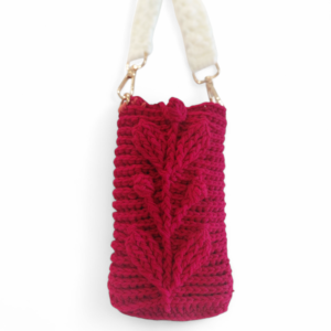 Woven Leaf Pouch — Chic Red