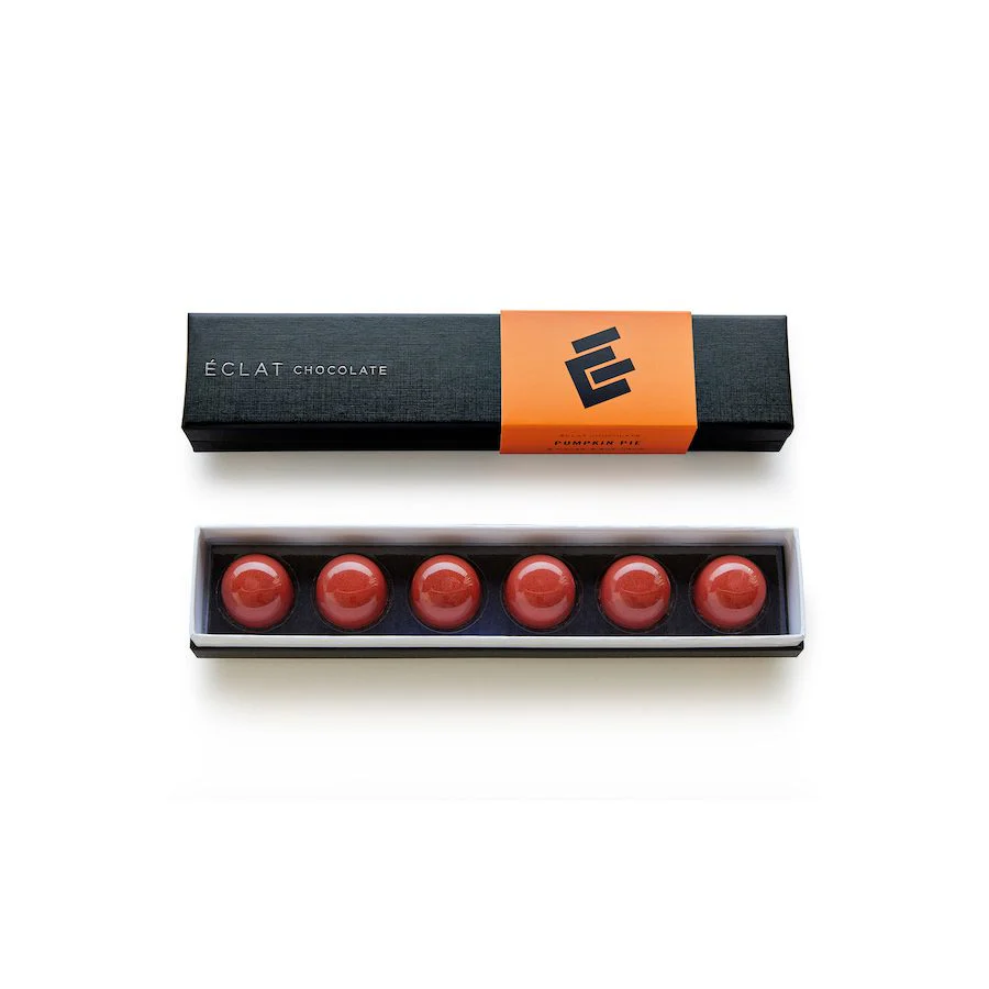 Éclat Chocolate - Pumpkin Pie Chocolate Domes (6 Pieces)